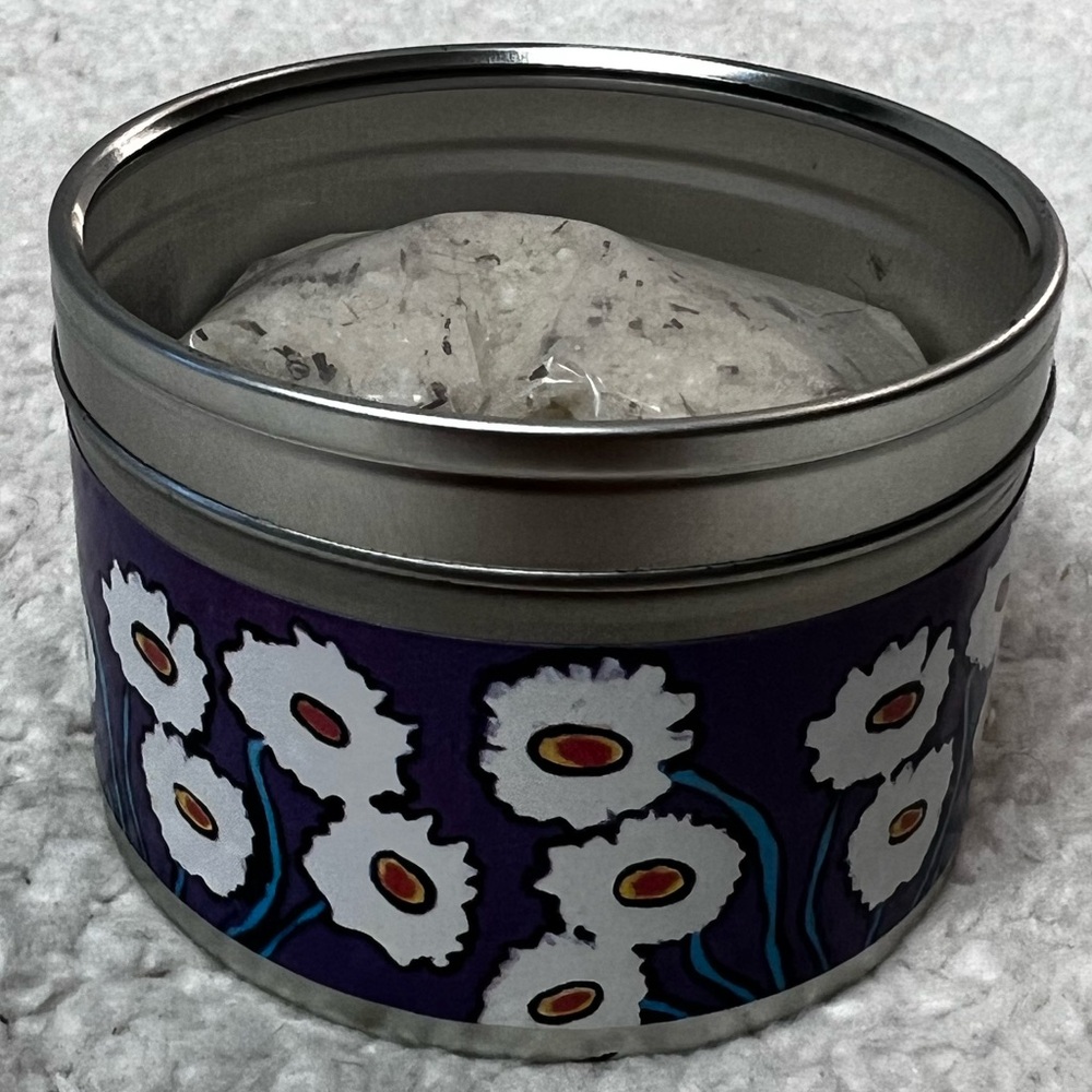 Earth Solutions "Get Clear w/Jasmine&Lemongrass" Purity Soak-n-Scent Bath Salts - Picture 2 of 5